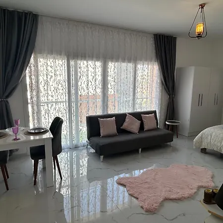 Апартаменты New In The Middle Of Famagusta & Netflix Фамагуста