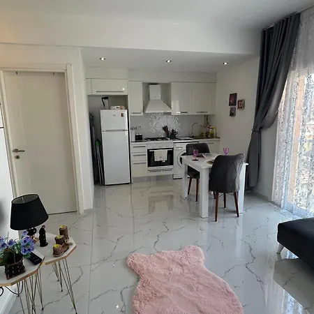 New In The Middle Of Famagusta & Netflix Apartment Famagusta (Northern Cyprus)