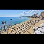 New In The Middle Of Famagusta & Netflix Apartamento *