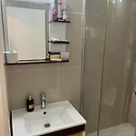 Apartamento New In The Middle Of Famagusta & Netflix