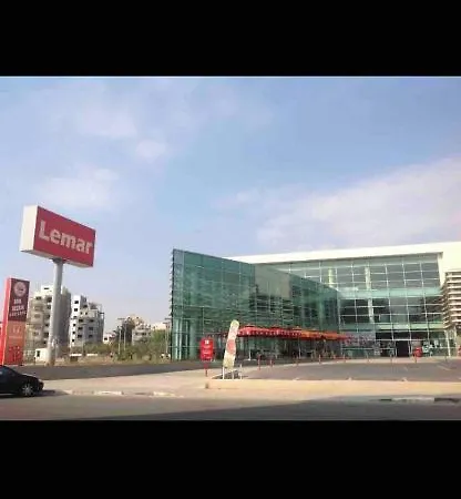 Lägenhet New In The Middle Of Famagusta & Netflix