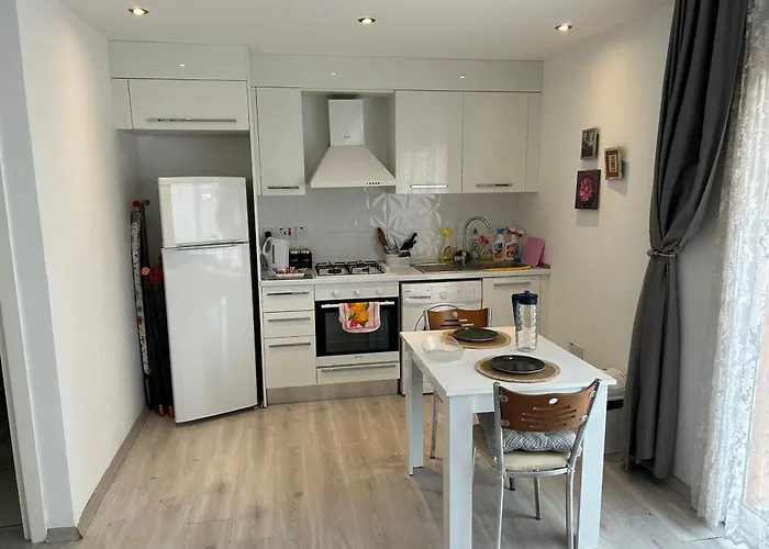 New In The Middle Of Famagusta & Netflix Apartmán Famagusta (Northern Cyprus)